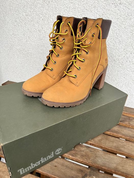 Budy damskie Timberland na obcasie rozmiar 37 stan bardzo dobry