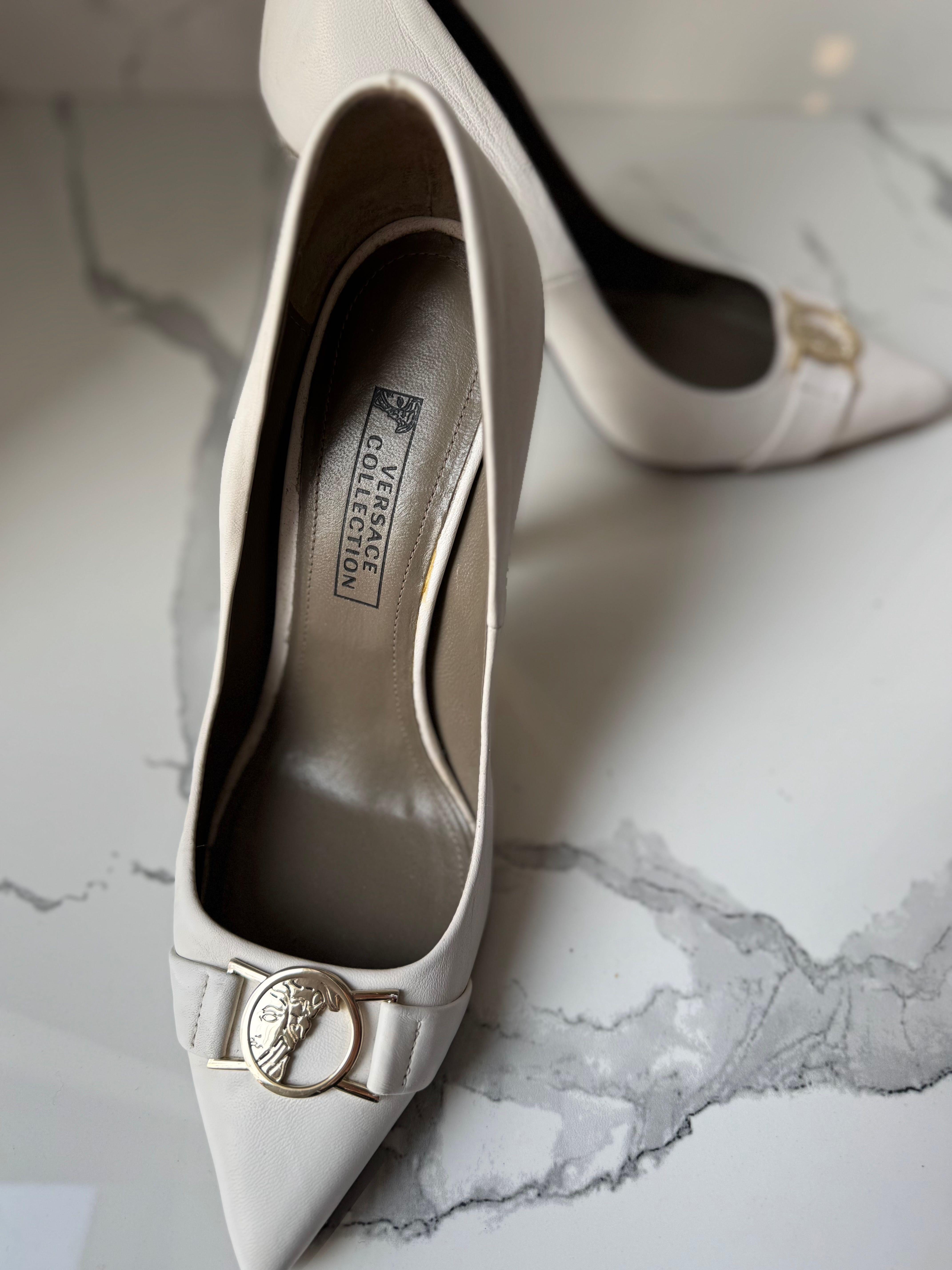 Туфлі Versace , оригінал