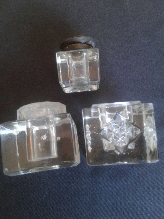 Três  Tinteiros Muito  Antigos