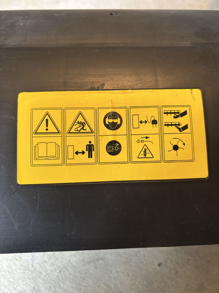 Wertykulator elektrycznu 230V