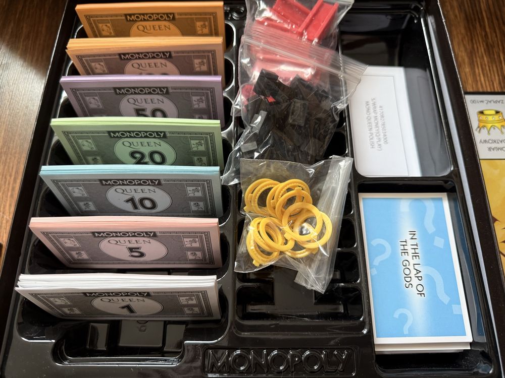 Monopoly Queen edition