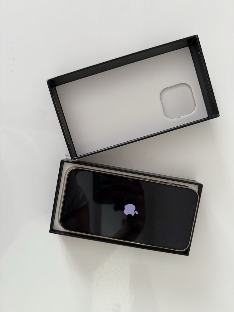 Sprzedam iphone 13 pro złoty