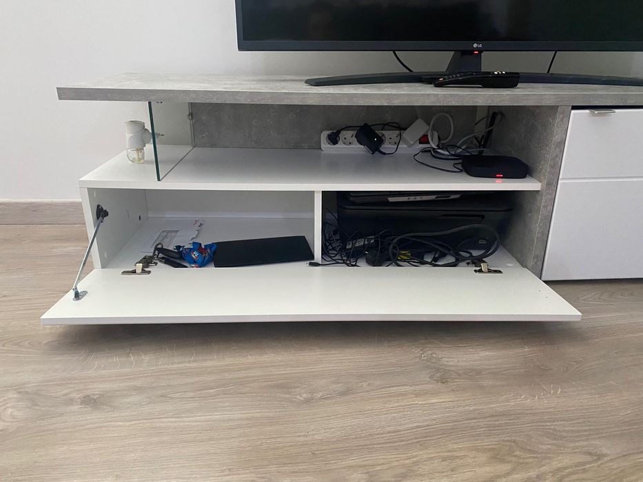 Móvel de Tv em bom estado