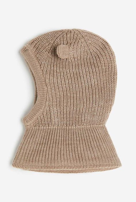 В язані шапки -шоломи  на флісі від h&m від 6 міс до 4 років