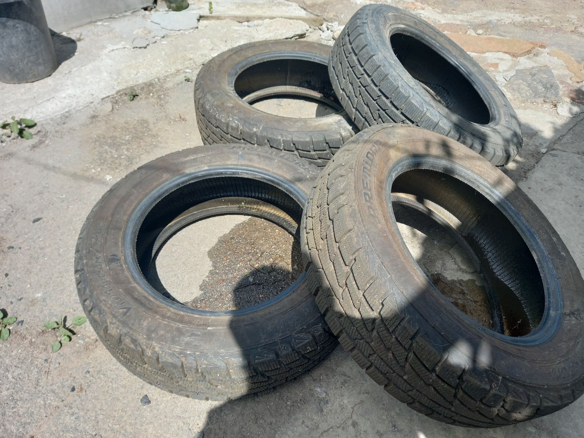 Резина r15 зимняя новая