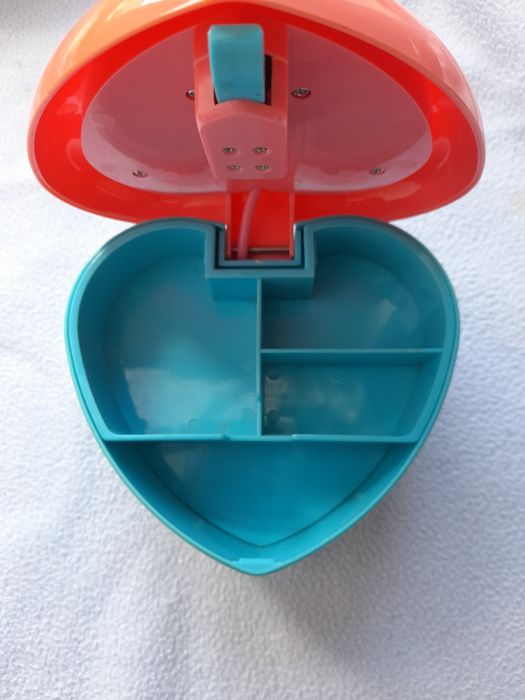 Guarda jóias da Barbie