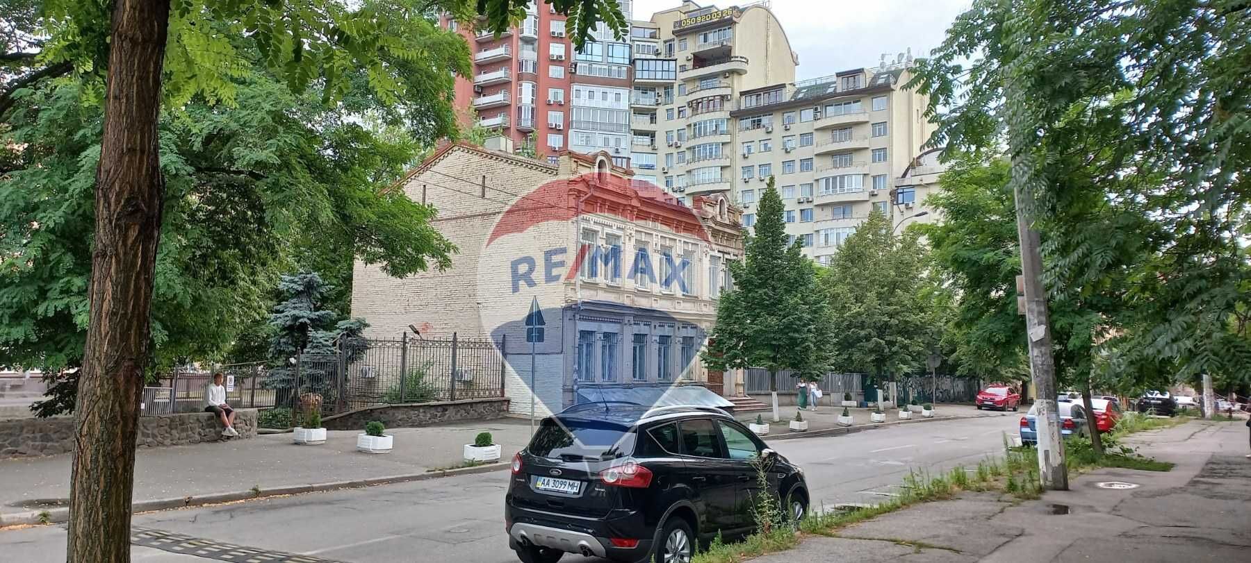 _Продаж  Центр Сталінка 2к кв по вул. Винниченка (Ю Коцюбинського) 20