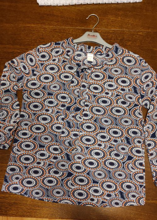 Sprzedam bluzkę we wzory granatową