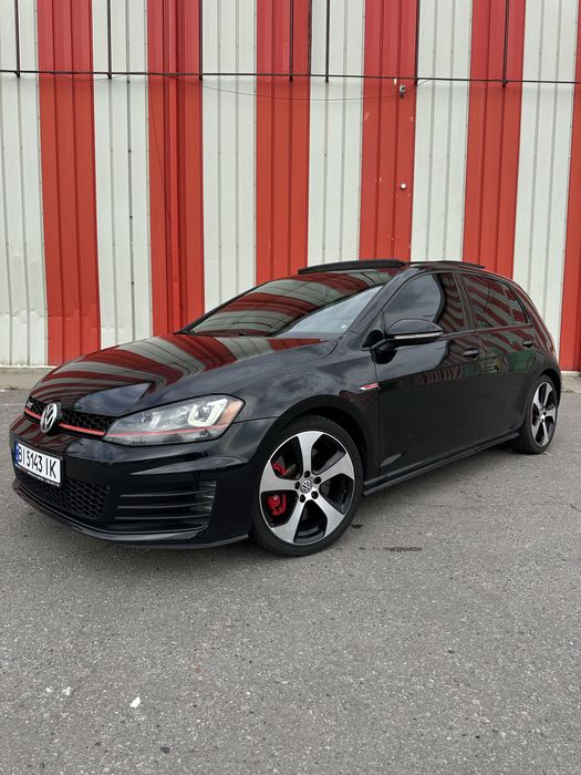 Volkswagen GOLF GTI 2.0 бензин