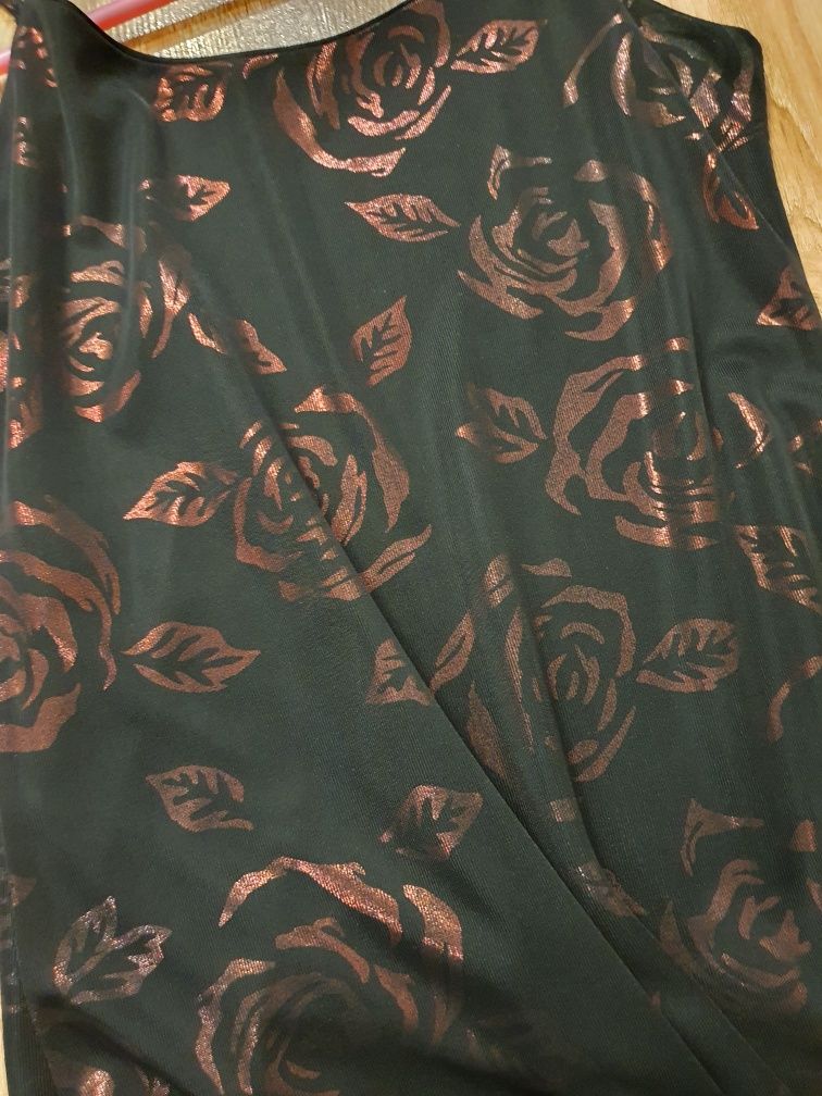 Sukienka w róże vintage z lat 90'