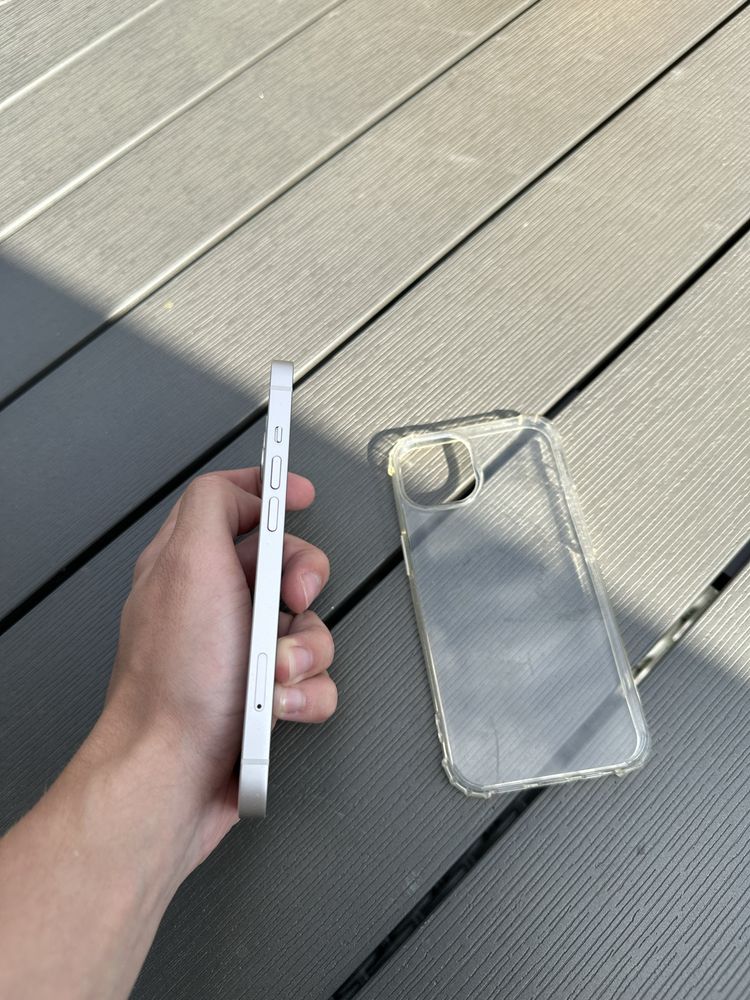 Iphone 13 95% bialy