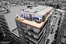 Penthouse T2 com Terraço Privativo e Vista Mar – Avenida Bernardino da