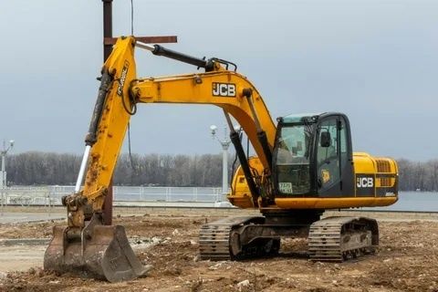 Надаємо в оренду гідравлічний екскаватор JCB JS 220