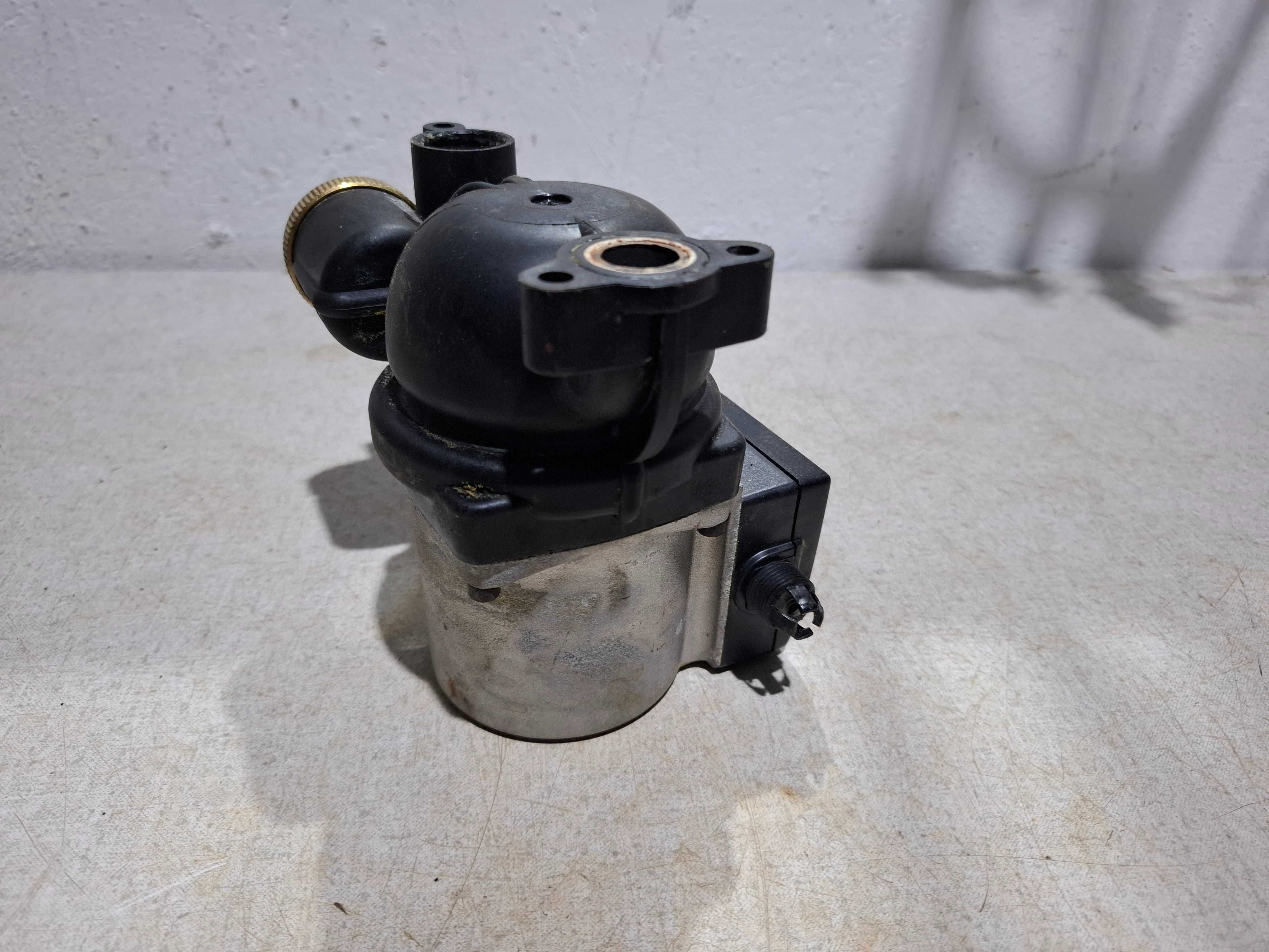 Pompa grzewcza Vaillant Grundfos VP5 16108,5