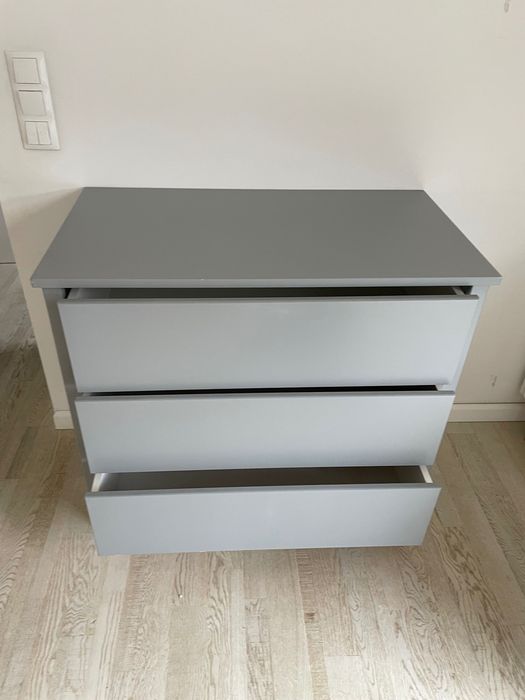 Mebelki dziecięce - biurko, komoda i szafa - bardzo solidne