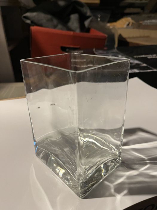 Prostokatny wazon 14x8x10 cm