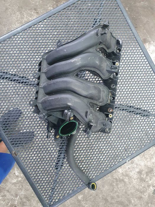 Kolektor ssacy citroen c5 2.0 benzyna 140km