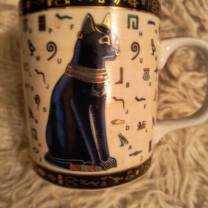 Kubek porcelanowy oryginalny z Ory