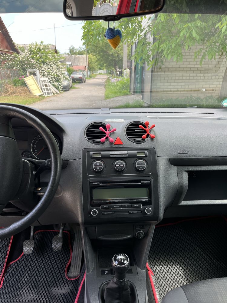 Продам vw caddy пасажир