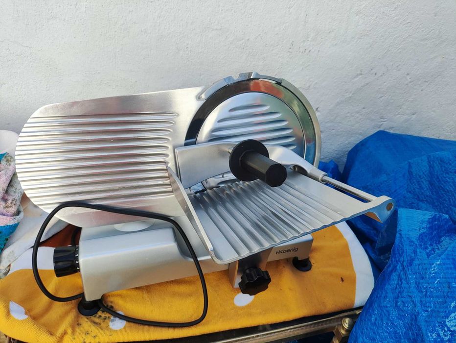 Máquina cortar fiambre queijo etc..