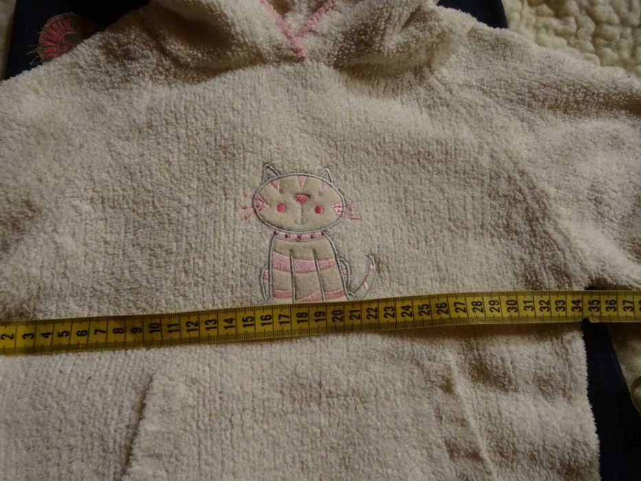 NEXT śliczny sweterek i spodnie dla dziewczynki 104 cm.