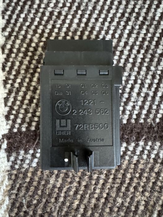 12212243562 BMW реле свічок накалу на м51