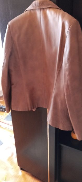 Kurtka damska skórzana.