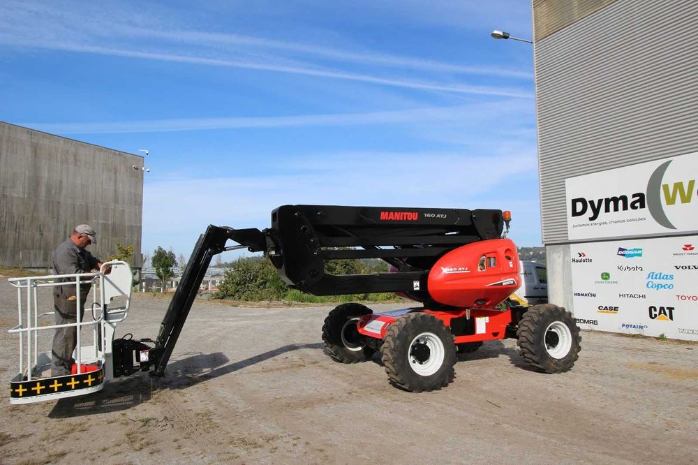 Manitou ATJ 160 Plataforma elevatória articulada todo terreno