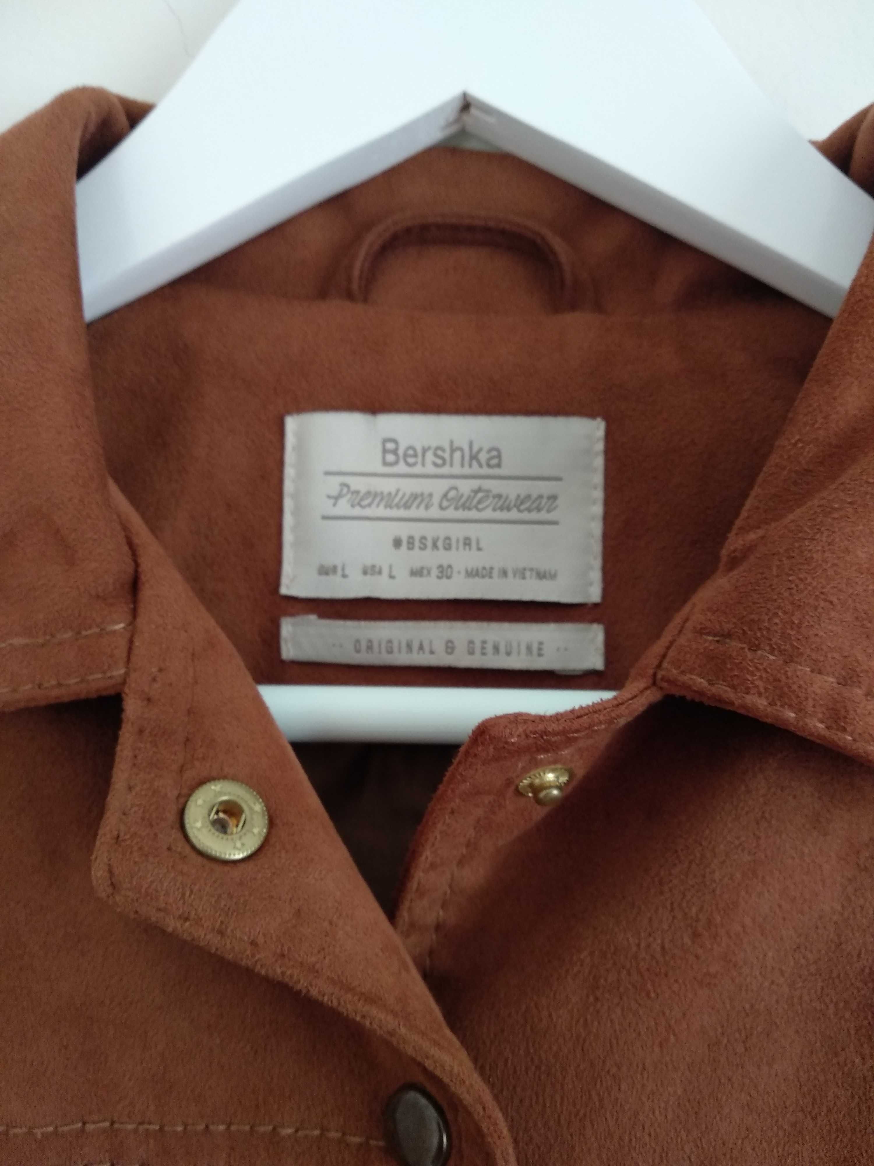 Casaco Camel Camurça sintética Bershka L