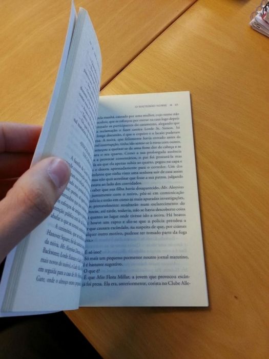 Livro A Liga dos Cabeça Vermelha