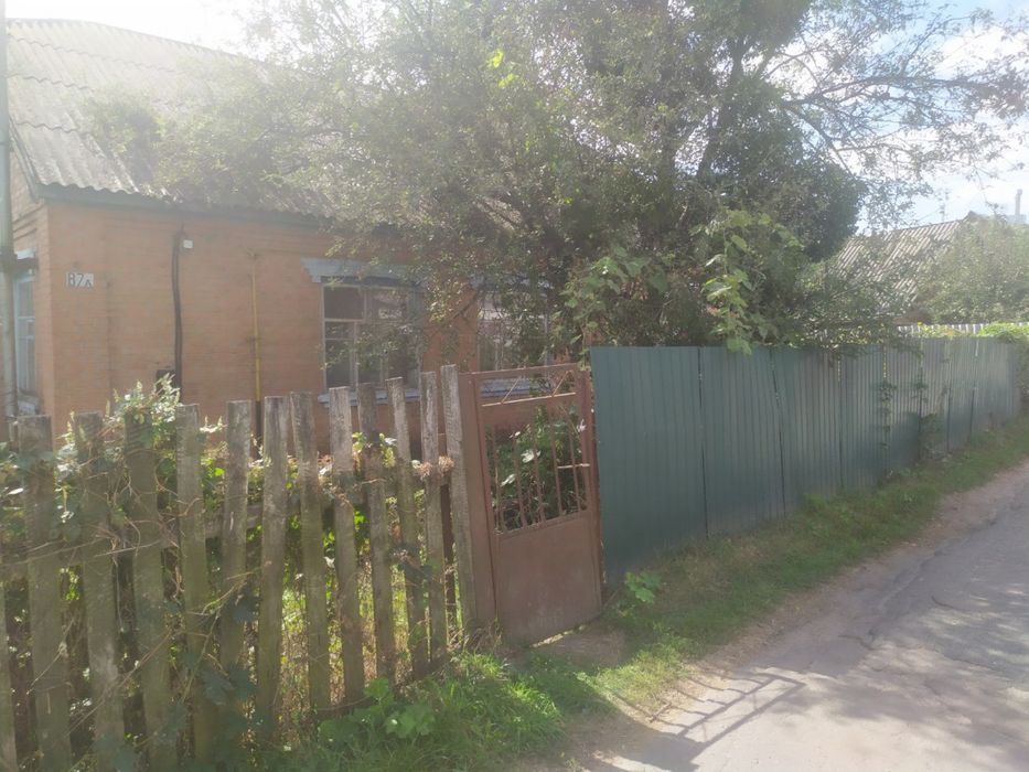 Продаю будинок на 2 входи в місті Лубни