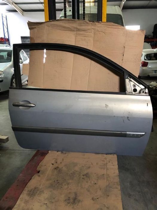 Porta frente Direira Renault megane II 2