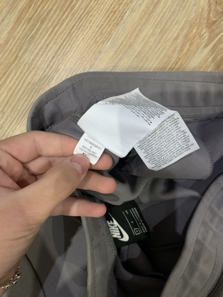 штаны nike tech fleece