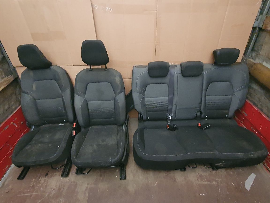Renault Captur II 2019- fotel kierowcy pasażera kanapa tył tylna KPL