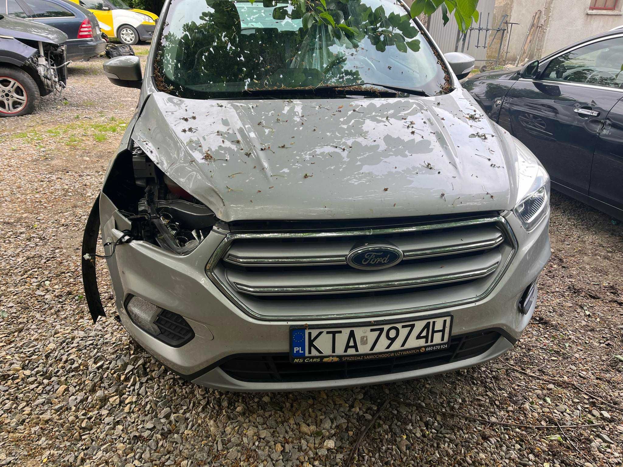 FORD Kuga 2019r benzyna