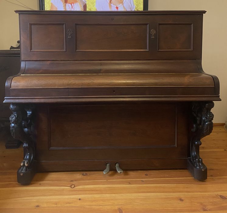 Zabytek Pianino przerobione na Barek