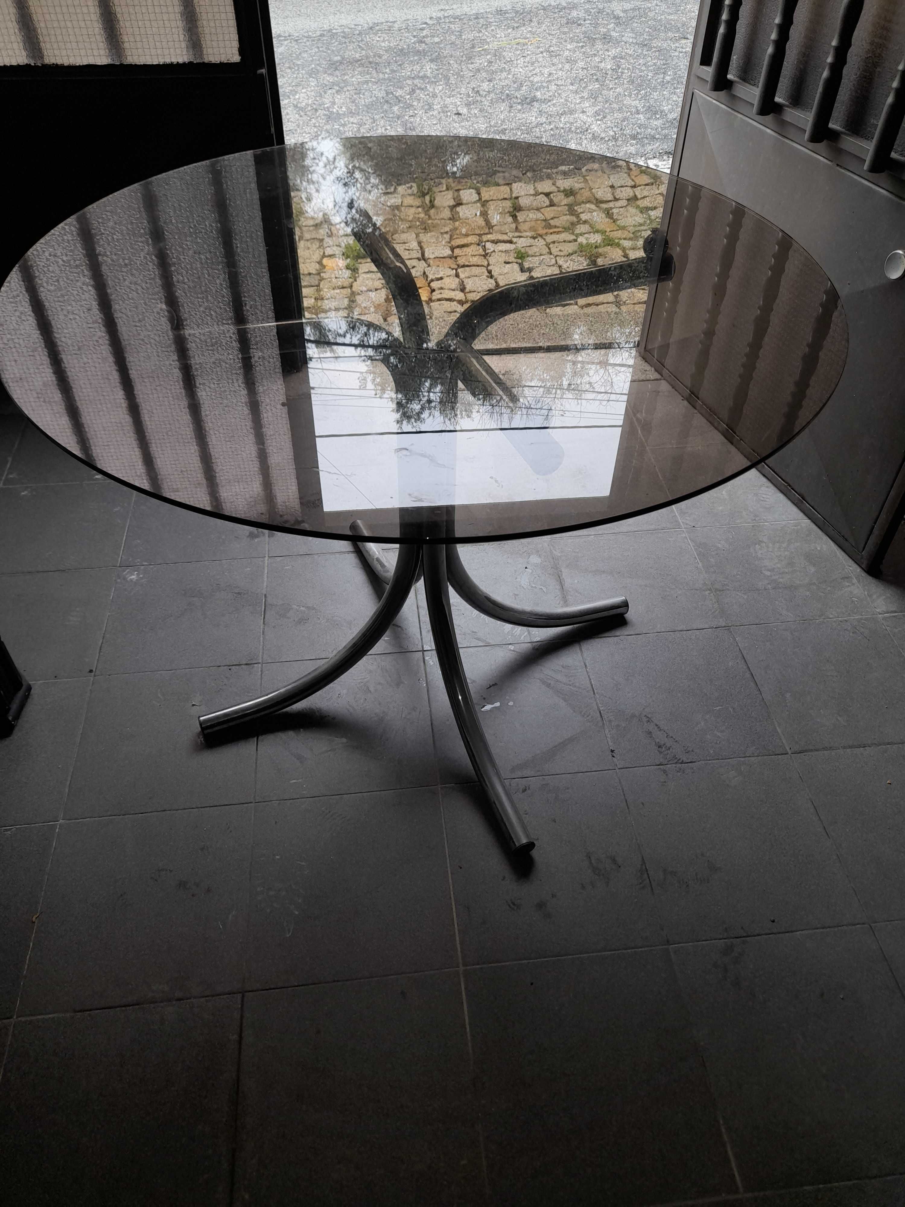 Mesa de vidro redonda