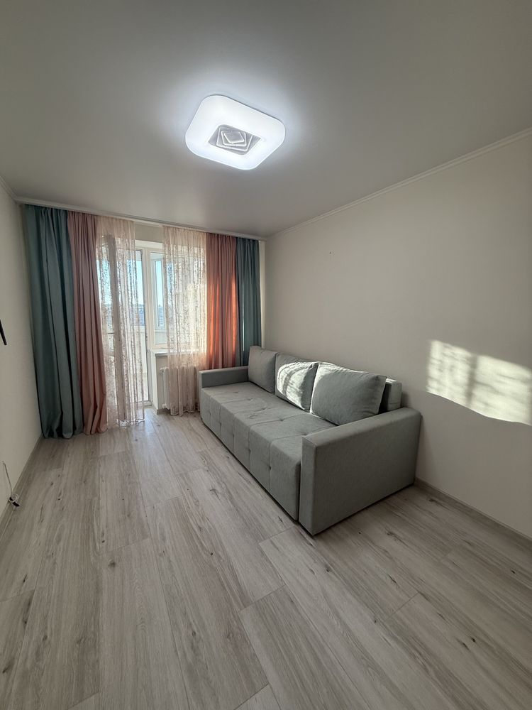 Продам 4-ком кв ул Парковая