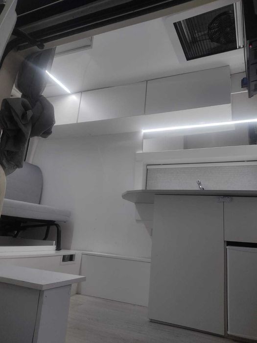 Renault Trafic - Campervan- Especial Dormitório