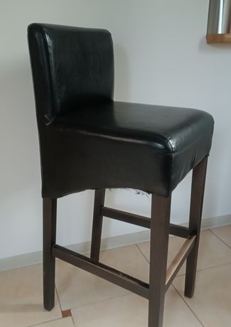 Czarny Hoker, wysokie krzesło