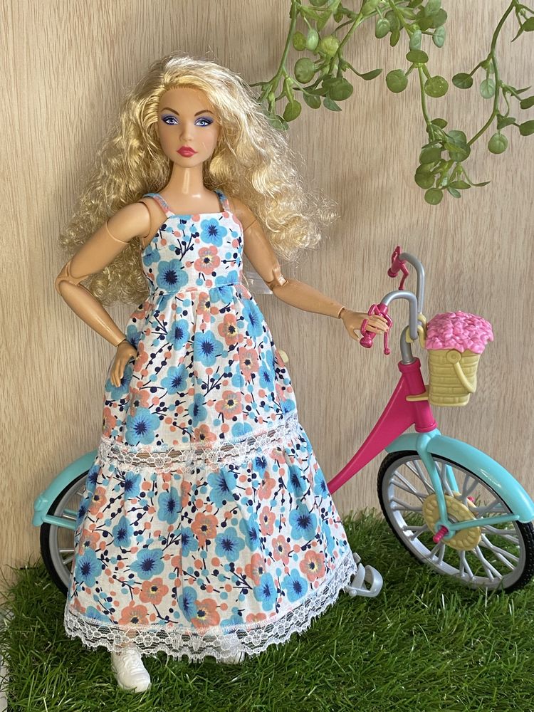 Sukienka dla lalki Barbie Curvy