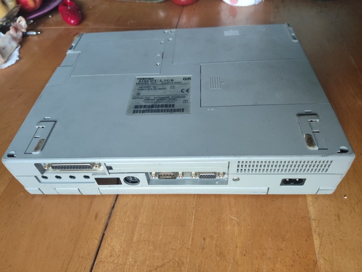 Retro laptop Toshiba 510CDT