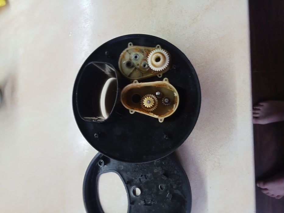 Блендер ROTEX RTX 810 В