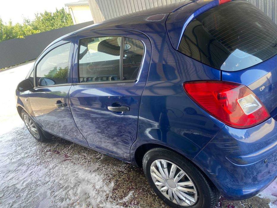 Opel Corsa 1.2 Бензин