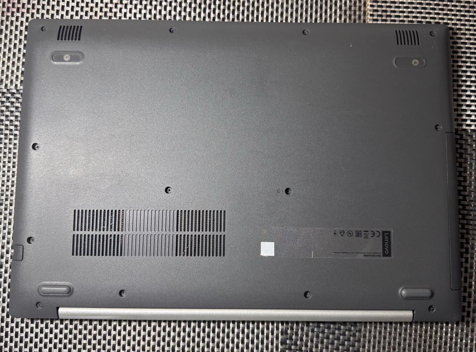 Ноутбук Lenovo в ідеалі