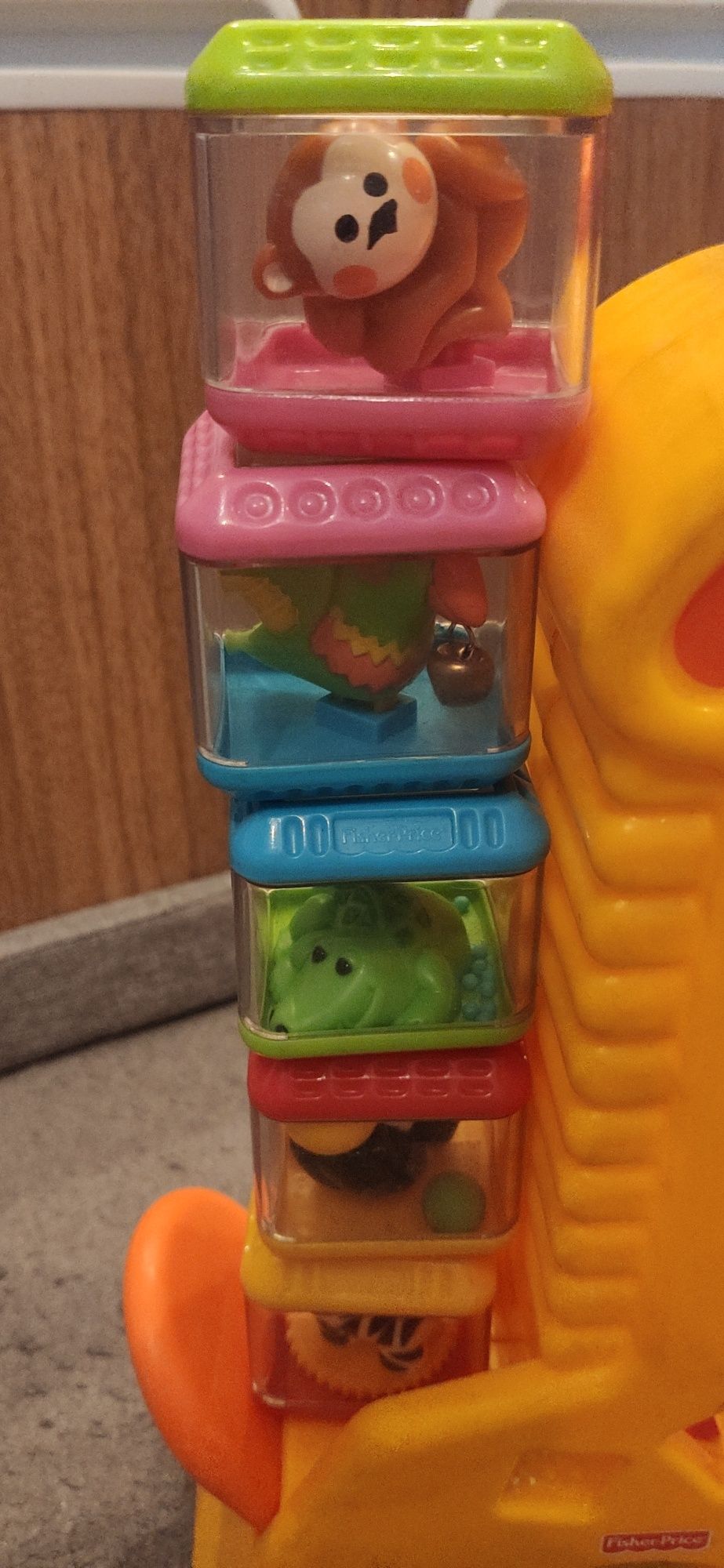 Fisher price żyrafka interaktywna+ klocki