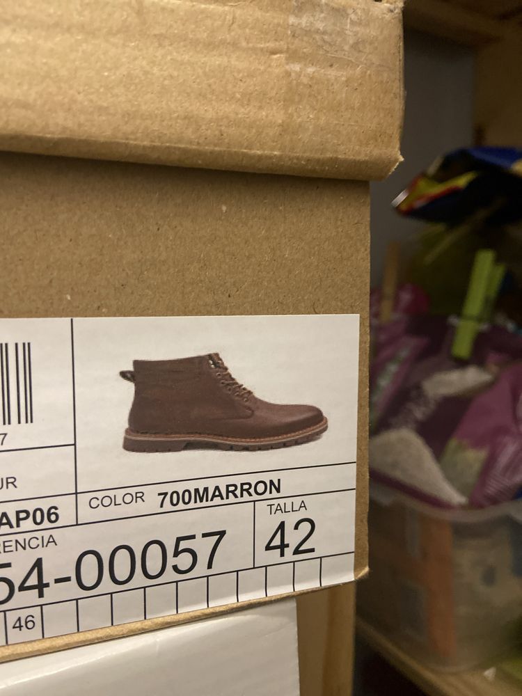 Botas Novas com caixa-Marca Green Coast