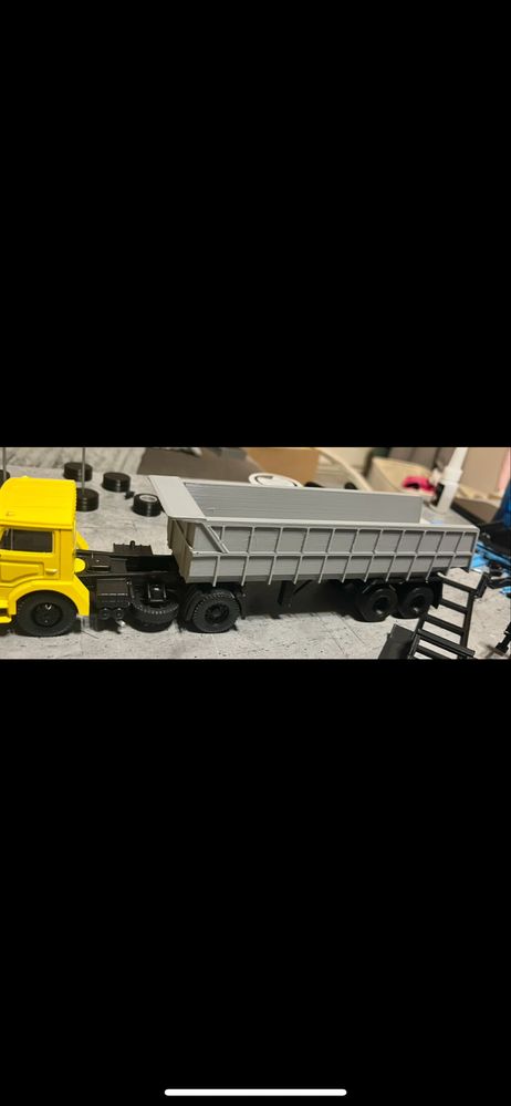 Model naczepy Zremb wywrotka 1:43