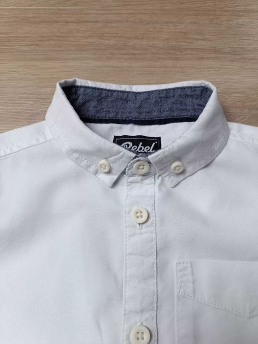 Koszula krótki rękaw guziki kołnierzyk kieszonka biała 'Primark' 110