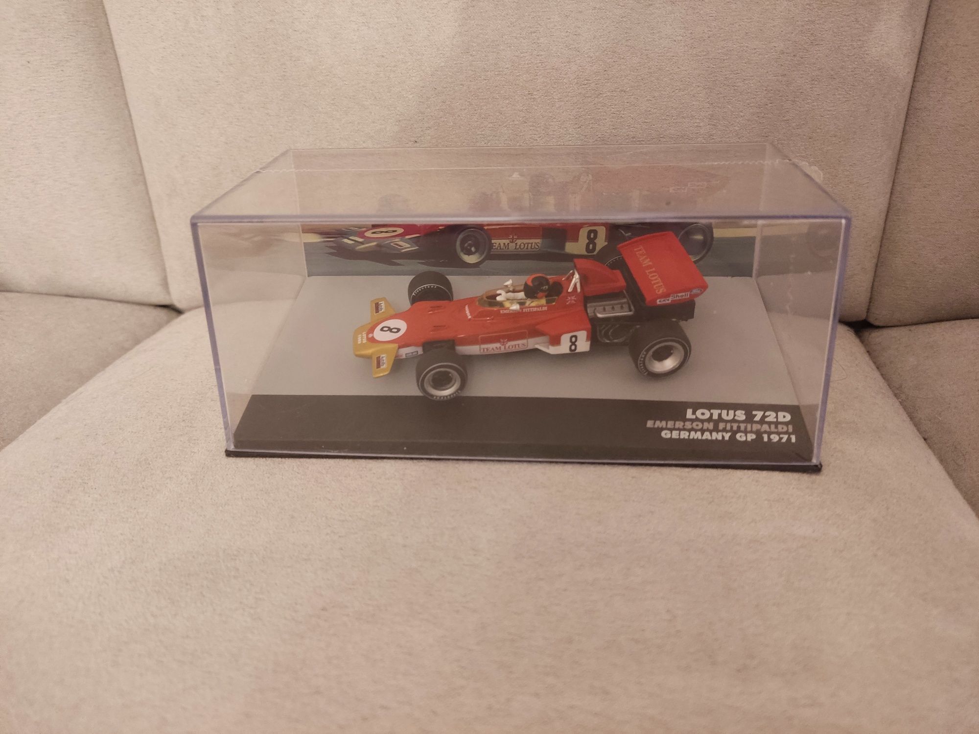bolid F1 Lotus 72D Fittipaldi #8 1971